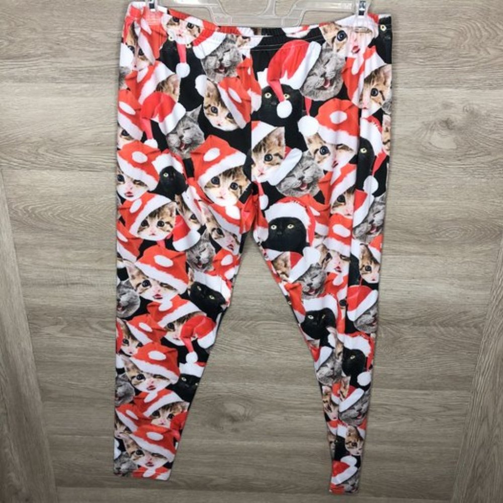 Cowcow 3XL Christmas Kittens in Santa Hats Legging